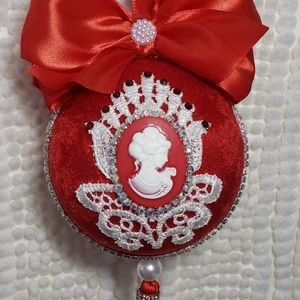 Victorian Exclusive Christmas Ornaments